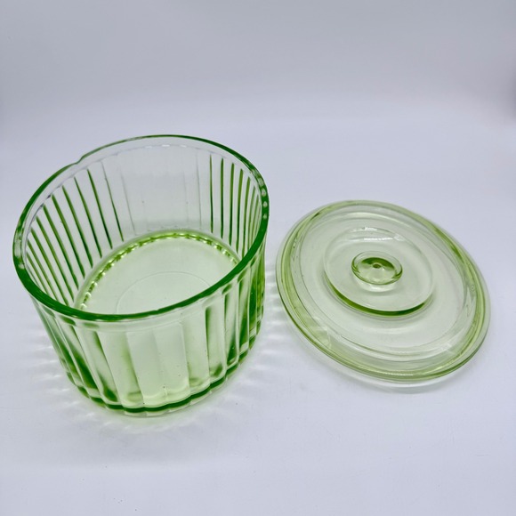 Vintage Green Glass Ramekin Dish with Lid Uranium Glass Vaseline Glass Glow - Picture 2 of 12